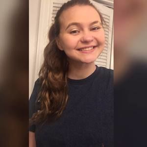 Meet your Posher, Maura